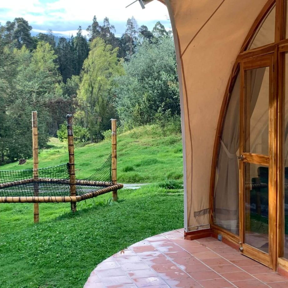 Aventura-y-lujo-para-parejas-en-Glamping-Suta