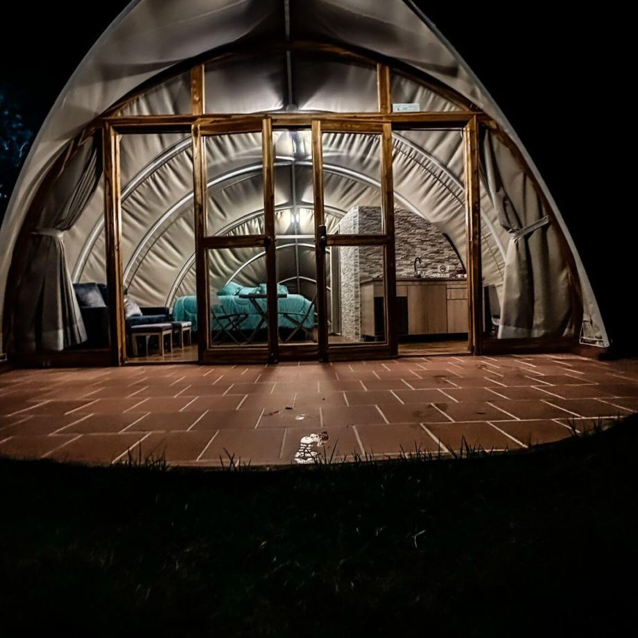 Glamping-de-lujo-con-vistas-impresionantes-en-Colombia